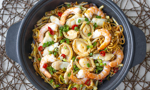 Noodles Deluxe